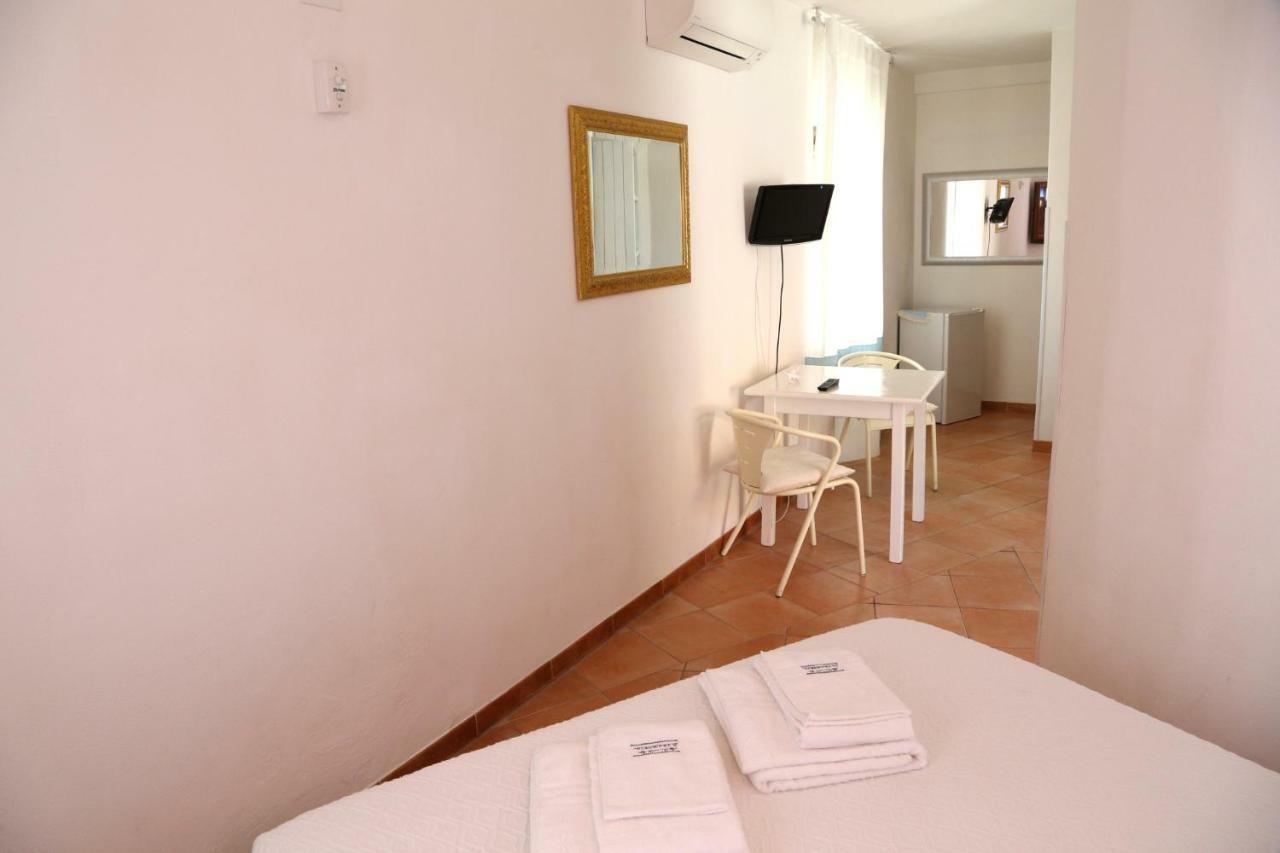 Il Tramonto Bed and Breakfast Castelsardo Εξωτερικό φωτογραφία